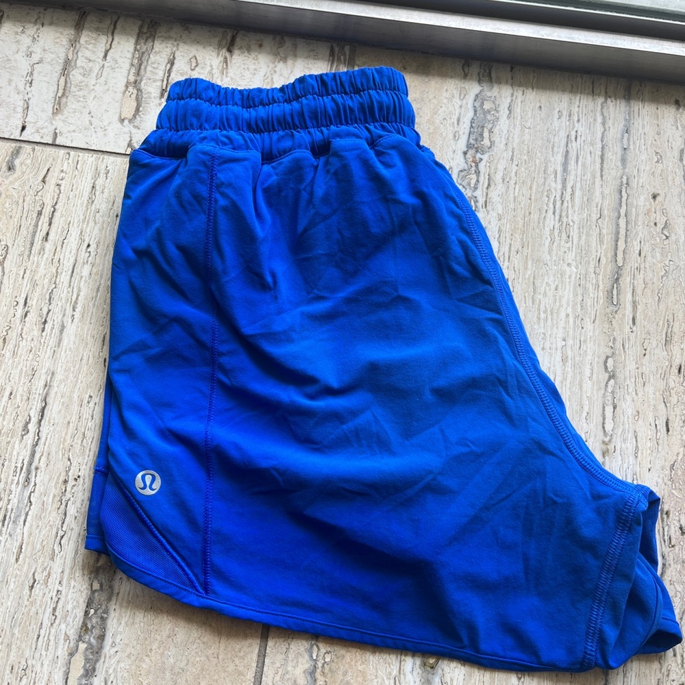 Lululemon Hotty hot shorts blue